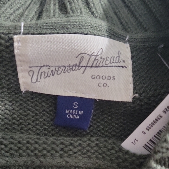 Universal Thread Dark Gray Crew Neck Sweater - Picture 2 of 3